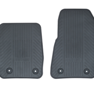 Tepih, spredaj gumiran, črn